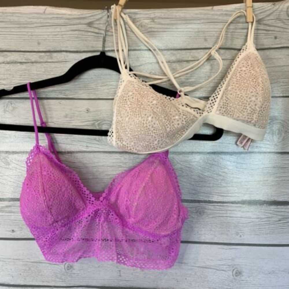 2 Victorias Secret Bra Sz M Crochet Lace Lined Light Pad Bralettes Pink Bundle